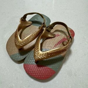 Havaianas Baby Palette Glow Flip Flops Size 4C